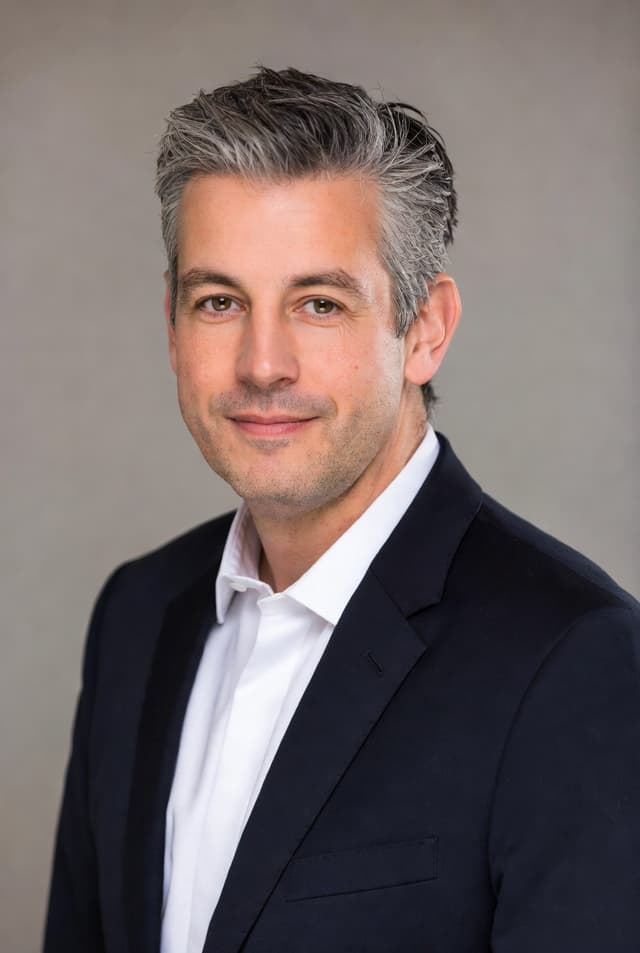 Victor van der Berg β AI CISO Strategy & Cybersecurity Guardian